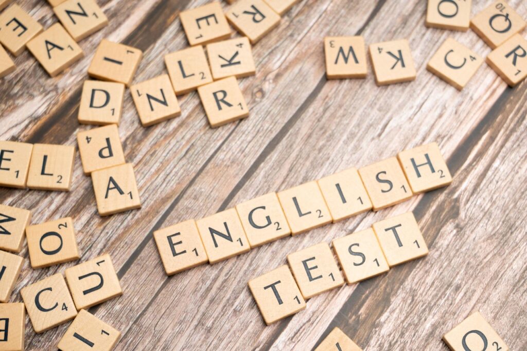 社会人が英語力を向上させるための効果的な方法は？