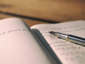 英文メールの件名の書き方はどのようにすれば良いですか？