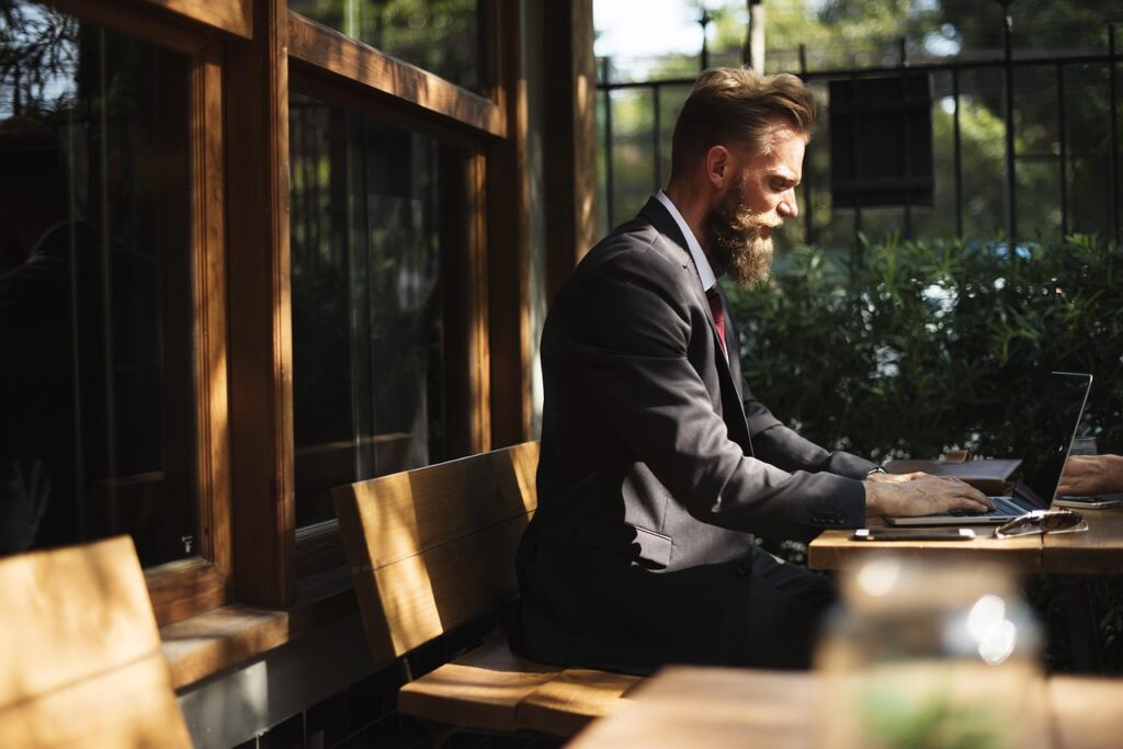 社会人がビジネス英語を身につけるためのコーチングは本当に効果的？
